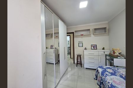 Apartamento à venda com 80m², 3 quartos e 2 vagasQuarto