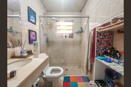 Casa à venda com 150m², 5 quartos e 2 vagas Casa à venda com 150m², 5 quartos e 2 vagasBanheiro 3