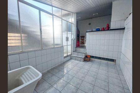 Casa à venda com 150m², 5 quartos e 2 vagas Casa à venda com 150m², 5 quartos e 2 vagasÁrea de Serviço