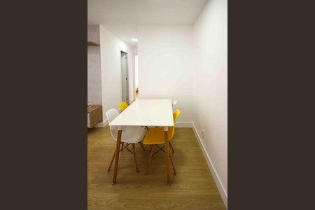 Apartamento à venda com 60m², 2 quartos e 1 vagaSala de Jantar