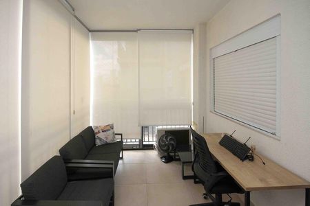 Apartamento à venda com 60m², 2 quartos e 1 vagaVaranda