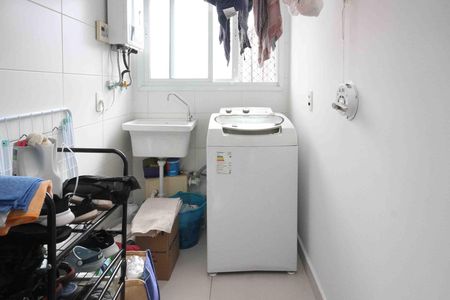 Apartamento à venda com 60m², 2 quartos e 1 vagaÁrea de Serviço