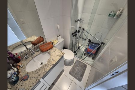 Apartamento à venda com 104m², 3 quartos e 2 vagasBanheiro