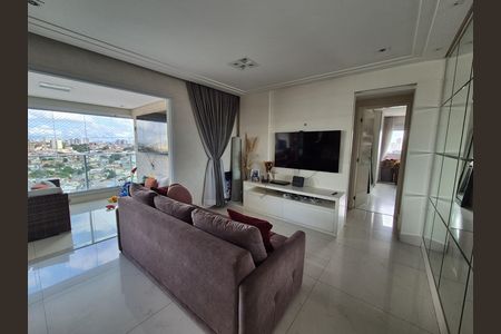 Sala de apartamento à venda com 3 quartos, 104m² em Vila Lucia Elvira, São Paulo