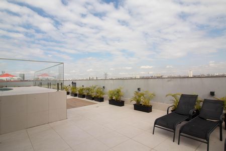 Apartamento para alugar com 77m², 2 quartos e 1 vaga Apartamento para alugar com 77m², 2 quartos e 1 vagaÁrea comum - Piscina