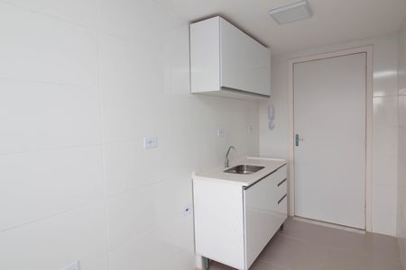 Apartamento para alugar com 77m², 2 quartos e 1 vaga Apartamento para alugar com 77m², 2 quartos e 1 vagaCozinha - Armários