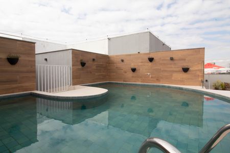 Apartamento para alugar com 77m², 2 quartos e 1 vaga Apartamento para alugar com 77m², 2 quartos e 1 vagaPiscina