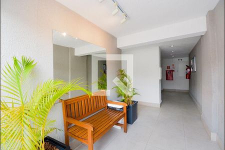 Apartamento para alugar com 77m², 2 quartos e 1 vaga Apartamento para alugar com 77m², 2 quartos e 1 vagaHall social