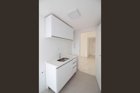 Apartamento para alugar com 77m², 2 quartos e 1 vaga Apartamento para alugar com 77m², 2 quartos e 1 vagaCozinha - Armários