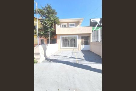 Casa à venda com 200m², 3 quartos e 2 vagas