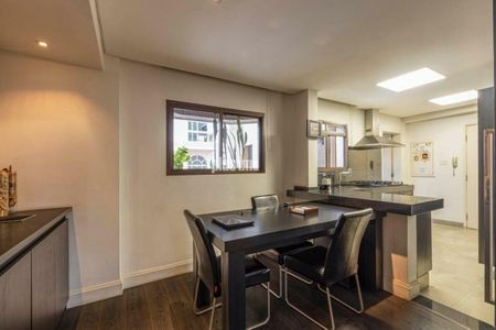 Apartamento à venda com 15m², 4 quartos e 3 vagas