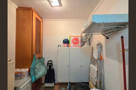 Apartamento à venda com 68m², 2 quartos e 1 vaga Apartamento à venda com 68m², 2 quartos e 1 vagaÁrea de Serviço