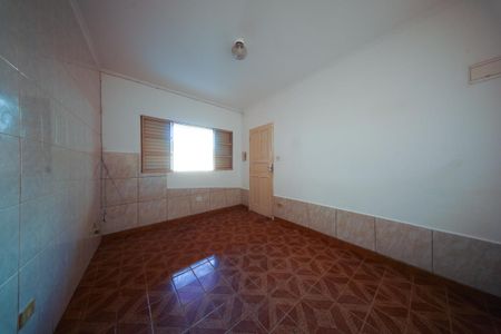 Casa para alugar com 100m², 1 quarto e 1 vaga Casa para alugar com 100m², 1 quarto e 1 vagaSala