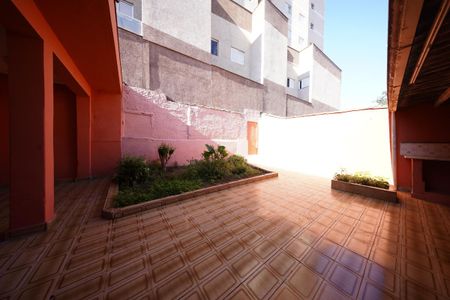 Casa para alugar com 100m², 1 quarto e 1 vaga Casa para alugar com 100m², 1 quarto e 1 vagaQuintal