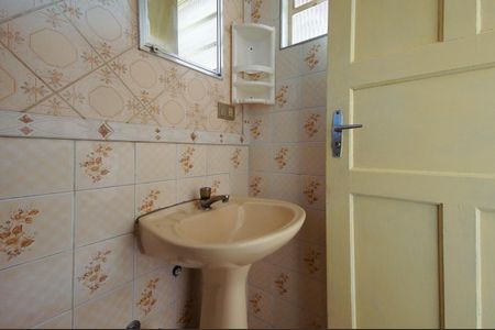 Casa para alugar com 100m², 1 quarto e 1 vaga Casa para alugar com 100m², 1 quarto e 1 vagaBanheiro
