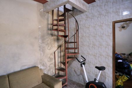 Casa à venda com 200m², 3 quartos e 1 vaga Casa à venda com 200m², 3 quartos e 1 vagaSala