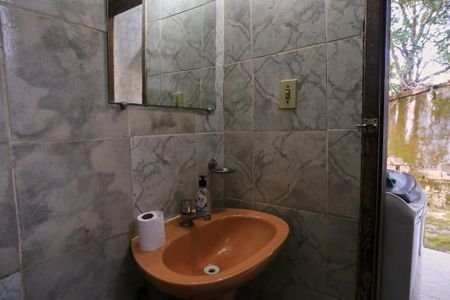 Casa à venda com 200m², 3 quartos e 1 vaga Casa à venda com 200m², 3 quartos e 1 vagaBanheiro de serviço