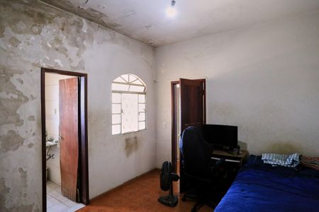 Casa à venda com 200m², 3 quartos e 1 vaga Casa à venda com 200m², 3 quartos e 1 vagaSuíte