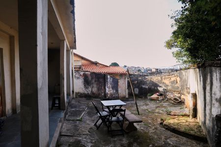 Casa à venda com 200m², 3 quartos e 1 vaga Casa à venda com 200m², 3 quartos e 1 vagaÁrea externa