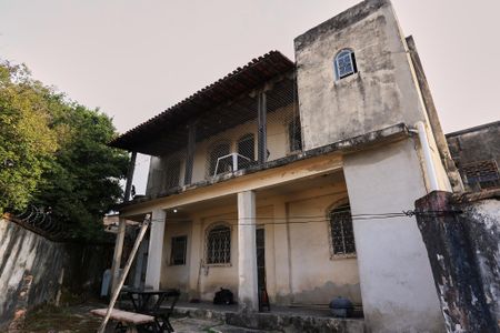 Casa à venda com 200m², 3 quartos e 1 vaga Casa à venda com 200m², 3 quartos e 1 vagaÁrea externa