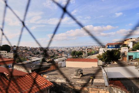 Casa à venda com 200m², 3 quartos e 1 vaga Casa à venda com 200m², 3 quartos e 1 vagaVista da Varanda
