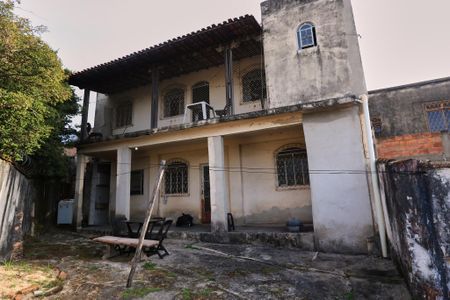 Casa à venda com 200m², 3 quartos e 1 vaga Casa à venda com 200m², 3 quartos e 1 vagaÁrea externa