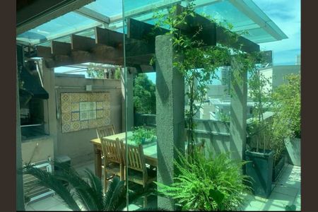 Apartamento à venda com 2 quartos, 140m² em Paraíso do Morumbi, São Paulo