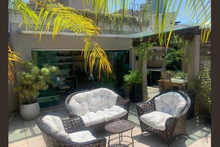 Apartamento à venda com 2 quartos, 140m² em Paraíso do Morumbi, São Paulo