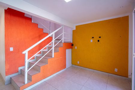 Casa de condomínio para alugar com 90m², 2 quartos e 1 vagaSala