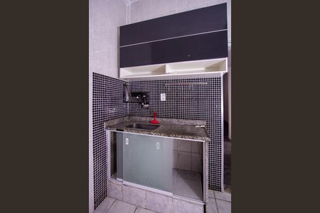 Casa para alugar com 360m², 6 quartos e 6 vagas Casa para alugar com 360m², 6 quartos e 6 vagasCozinha 2