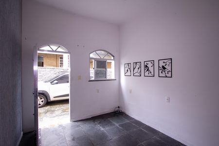 Sala 2 de casa para alugar com 6 quartos, 360m² em Porto Velho, São Gonçalo
