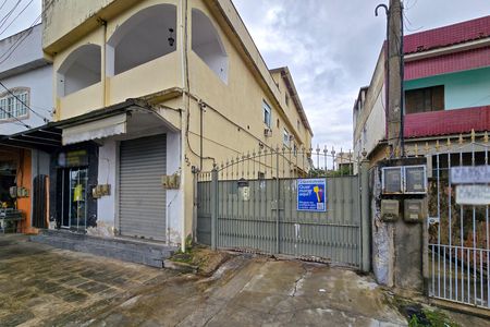 Casa para alugar com 360m², 6 quartos e 6 vagas Casa para alugar com 360m², 6 quartos e 6 vagasEntrada + placa