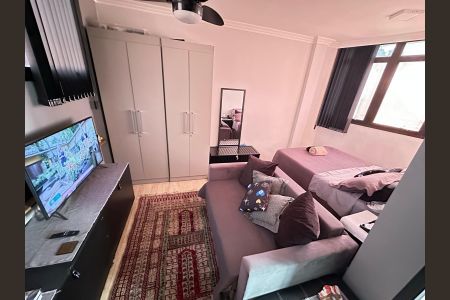 Apartamento à venda com 40m², 1 quarto e sem vagaSala/Quarto