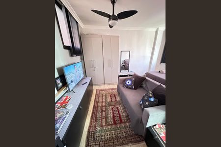 Apartamento à venda com 40m², 1 quarto e sem vagaSala/Quarto