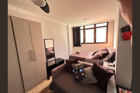 Apartamento à venda com 40m², 1 quarto e sem vagaSala/Quarto