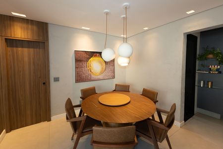 Apartamento à venda com 113m², 3 quartos e 2 vagas Apartamento à venda com 113m², 3 quartos e 2 vagasSala de Jantar