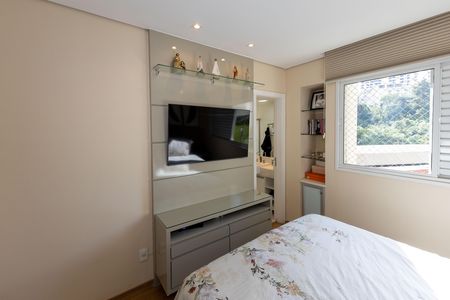 Apartamento à venda com 113m², 3 quartos e 2 vagas Apartamento à venda com 113m², 3 quartos e 2 vagasSuíte 1