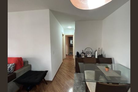 Apartamento à venda com 65m², 2 quartos e 1 vagaCorredor