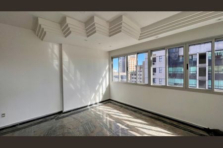 Apartamento à venda com 4 quartos, 210m² em Belvedere, Belo Horizonte