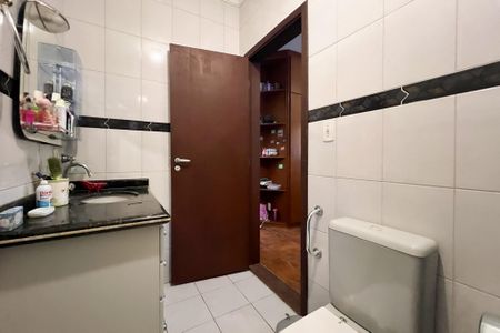 Casa à venda com 3000m², 5 quartos e 6 vagas