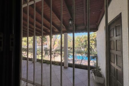 Casa à venda com 3000m², 5 quartos e 6 vagas