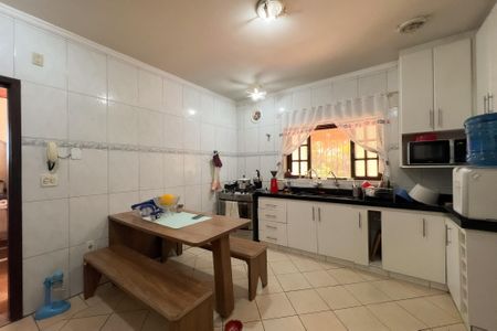 Casa à venda com 3000m², 5 quartos e 6 vagas