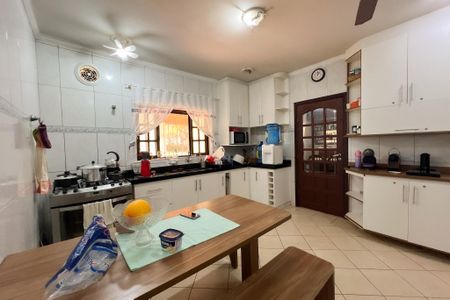 Casa à venda com 3000m², 5 quartos e 6 vagas