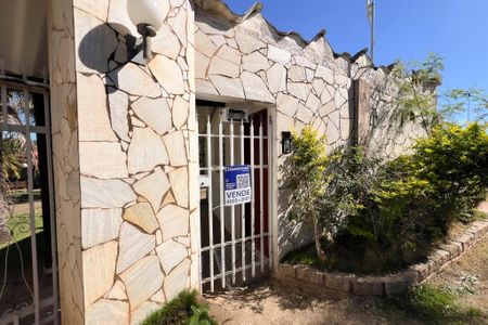 Casa à venda com 3000m², 5 quartos e 6 vagas