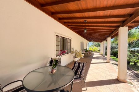 Casa à venda com 3000m², 5 quartos e 6 vagas