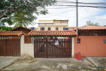 Casa para alugar com 203m², 3 quartos e 1 vaga Casa para alugar com 203m², 3 quartos e 1 vagaFachada