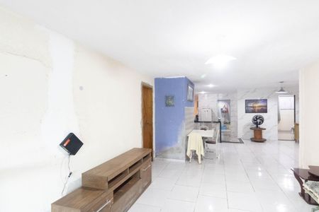 Sala de casa para alugar com 2 quartos, 160m² em Guaratiba, Rio de Janeiro