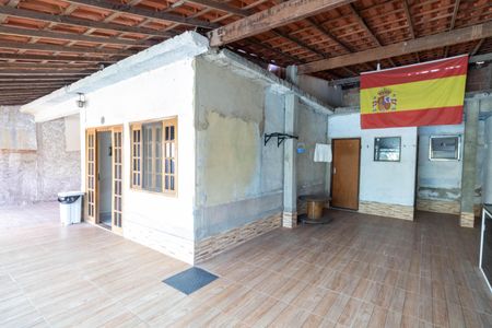 Casa para alugar com 160m², 2 quartos e 3 vagas Casa para alugar com 160m², 2 quartos e 3 vagasÁrea externa
