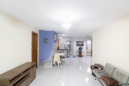 Sala de casa para alugar com 2 quartos, 160m² em Guaratiba, Rio de Janeiro