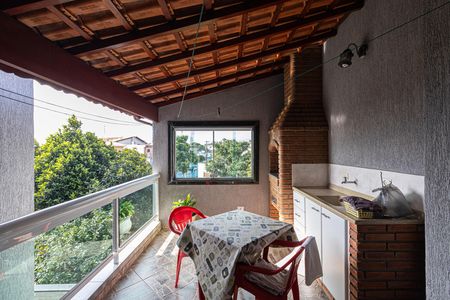 Casa à venda com 249m², 3 quartos e 5 vagasChurrasqueira